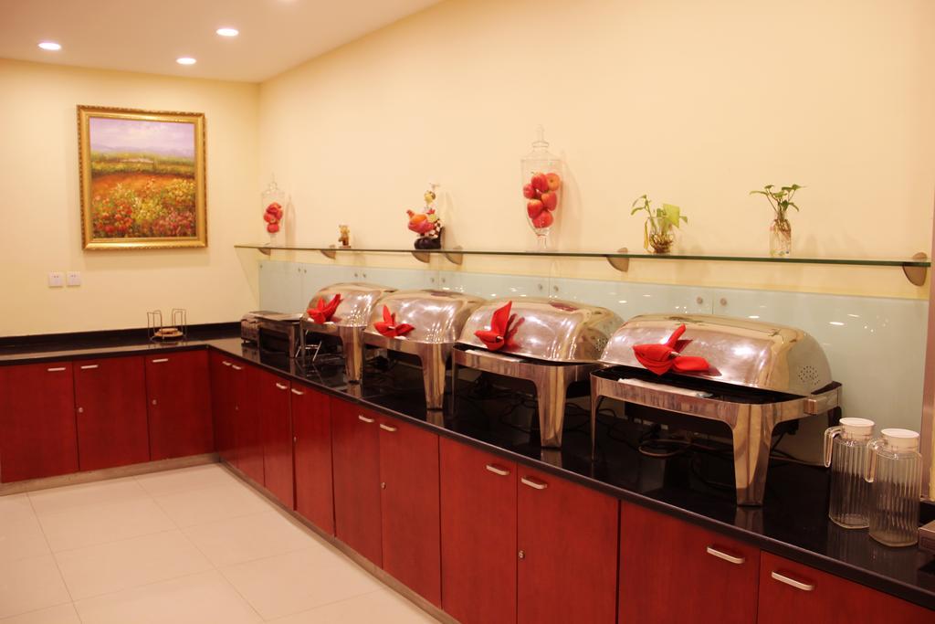 Hanting Express Shanghai Jinqiao Middle Yanggao Road Exterior foto